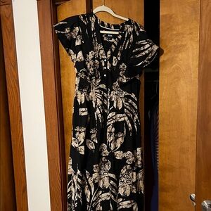 Anthropologie Black and Cream Leaf Print Maxi Dress
